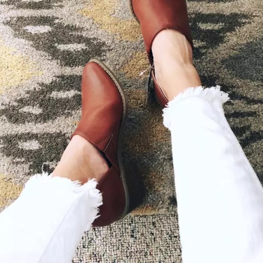 The Brady Lowcut Bootie 7.5